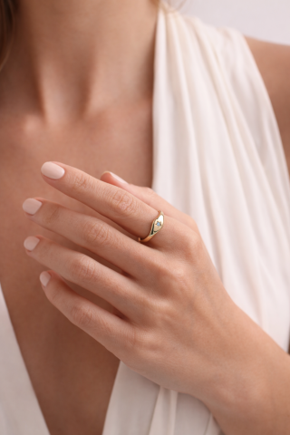 Altın Firuze Taş Detaylı Yıldız Desenli Yüzük