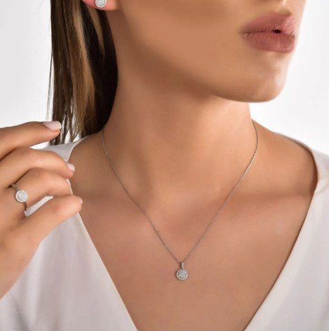 0.67 Toplam Karat Pırlantalı Mini Set