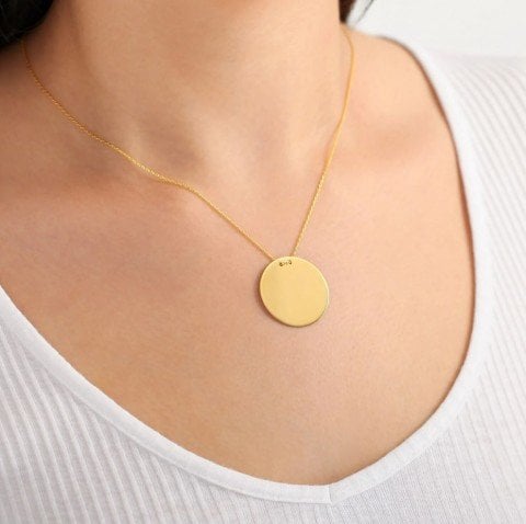 Altın Yuvarlak Plaka Kolye