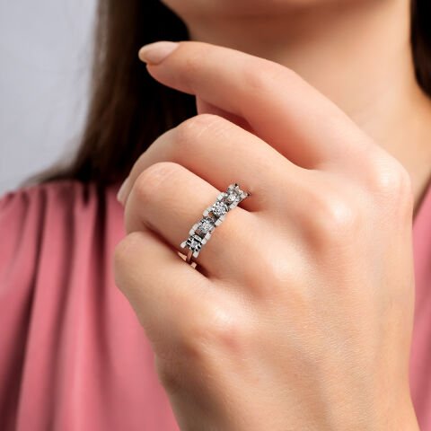 0,07 Karat Pırlantalı Beştaş Yüzük