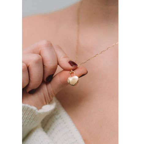 Bir Dilek Tut Kişiselleştirilebilir Altın Kalp Figürlü Kolye