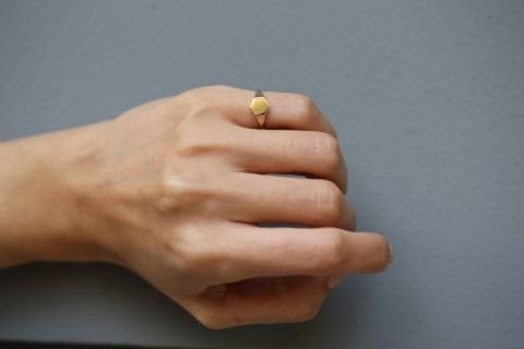 Altın Şovalye Altıgen Yüzük