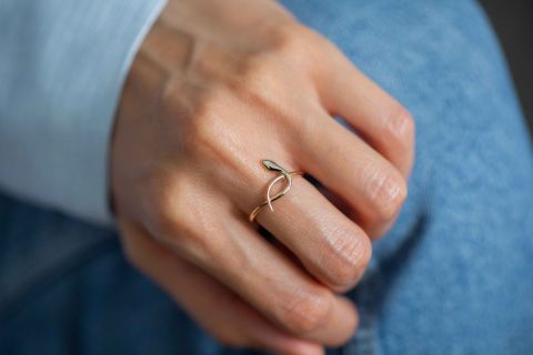 Yılan Altın Yüzük